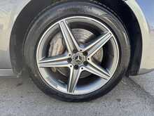 Mercedes-Benz E Class E300de AMG Line - U10686