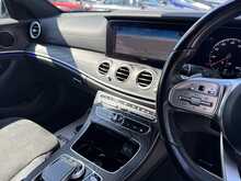 Mercedes-Benz E Class E300de AMG Line - U10686