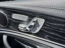 Mercedes-Benz E Class E300de AMG Line - U10686