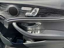 Mercedes-Benz E Class E300de AMG Line - U10686