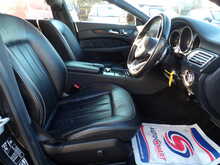 Mercedes-Benz CLS CLS220d AMG Line - U10688