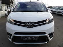 Toyota PROACE Verso D Shuttle - U10693