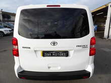 Toyota PROACE Verso D Shuttle - U10693