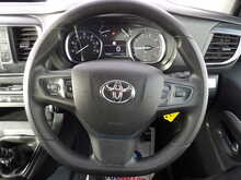 Toyota PROACE Verso D Shuttle - U10693