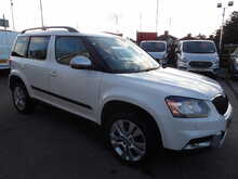 Skoda Yeti TDI SE L - U10694
