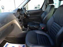 Skoda Yeti TDI SE L - U10694