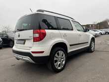 Skoda Yeti TDI SE L - U10694