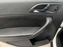 Skoda Yeti TDI SE L - U10694