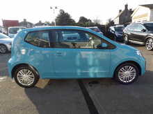 Volkswagen up! Move up! - U10696