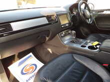 Volkswagen Touareg TDI V6 BlueMotion Tech R-Line - U10697