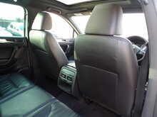 Volkswagen Touareg TDI V6 BlueMotion Tech R-Line - U10697