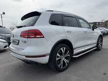 Volkswagen Touareg TDI V6 BlueMotion Tech R-Line - U10697