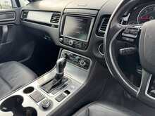 Volkswagen Touareg TDI V6 BlueMotion Tech R-Line - U10697