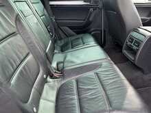 Volkswagen Touareg TDI V6 BlueMotion Tech R-Line - U10697