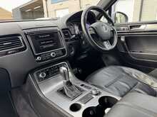Volkswagen Touareg TDI V6 BlueMotion Tech R-Line - U10697