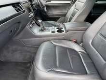 Volkswagen Touareg TDI V6 BlueMotion Tech R-Line - U10697