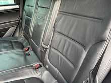 Volkswagen Touareg TDI V6 BlueMotion Tech R-Line - U10697