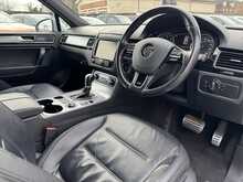 Volkswagen Touareg TDI V6 BlueMotion Tech R-Line - U10697