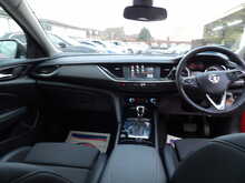 Vauxhall Insignia Turbo D SRi Nav - U10699