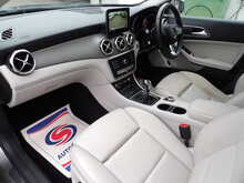 Mercedes-Benz GLA GLA200 Sport - U10705