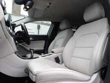 Mercedes-Benz GLA GLA200 Sport - U10705