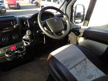 Peugeot Bailey Approach Autograph 765 - U10710