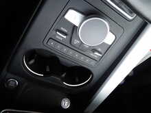 Audi A4 Avant TDI ultra Sport - U10714