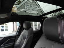 Jaguar F-PACE P300 R-Sport - U10715