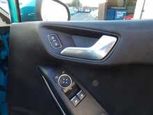 Ford Fiesta T EcoBoost ST-Line - U10720