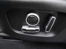 Land Rover Discovery Sport D200 MHEV SE - U10726