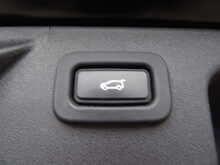 Land Rover Discovery Sport D200 MHEV SE - U10726