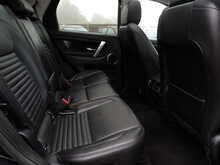 Land Rover Discovery Sport D200 MHEV SE - U10726