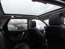 Land Rover Discovery Sport D200 MHEV SE - U10726