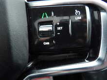 Land Rover Discovery Sport D200 MHEV SE - U10726