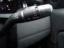 Land Rover Discovery Sport D200 MHEV SE - U10726