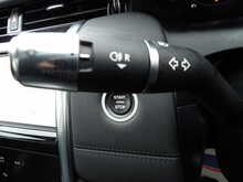 Land Rover Discovery Sport D200 MHEV SE - U10726