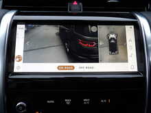 Land Rover Discovery Sport D200 MHEV SE - U10726