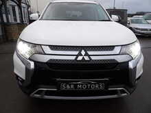 Mitsubishi Outlander MIVEC Exceed - U10732