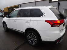 Mitsubishi Outlander MIVEC Exceed - U10732