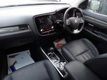 Mitsubishi Outlander MIVEC Exceed - U10732