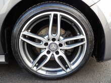 Mercedes-Benz A Class A200d AMG Line - U10735