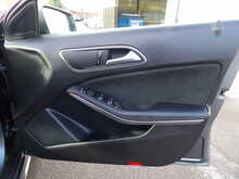 Mercedes-Benz A Class A200d AMG Line - U10735