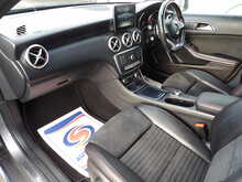 Mercedes-Benz A Class A200d AMG Line - U10735