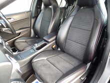 Mercedes-Benz A Class A200d AMG Line - U10735