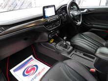 Ford Focus EcoBlue Vignale - U10736