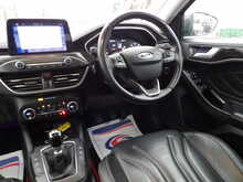 Ford Focus EcoBlue Vignale - U10736