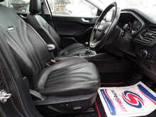 Ford Focus EcoBlue Vignale - U10736