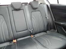 Ford Focus EcoBlue Vignale - U10736