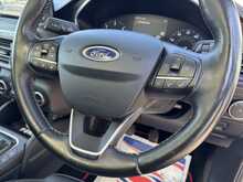 Ford Focus EcoBlue Vignale - U10736