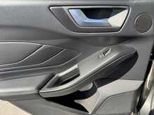 Ford Focus EcoBlue Vignale - U10736